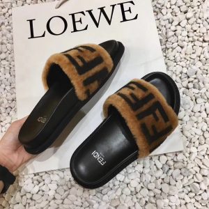 Fendi Slippers - Image 9