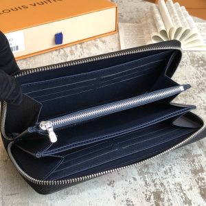 LOUIS VUITTON ZIPPY WALLET - Image 6