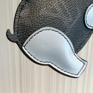 Louis Vuitton Key Holder - Image 3