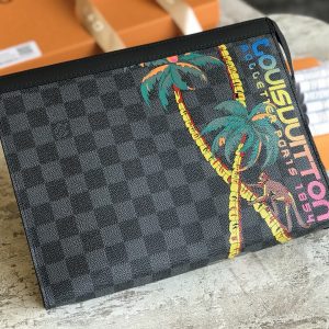 LOUIS VUITTON POCHETTE VOYAGE MM - Image 7