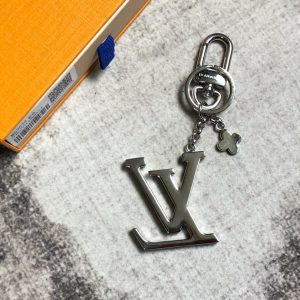 Louis Vuitton Key Holder - Image 4
