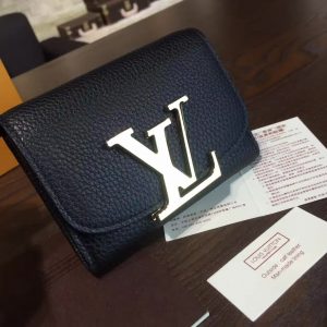 Louis Vuitton Wallet - Image 5