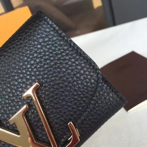 Louis Vuitton Wallet - Image 7