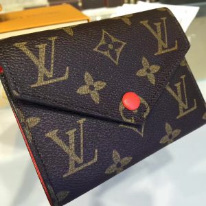 Louis Vuitton     VICTORINE - Image 4