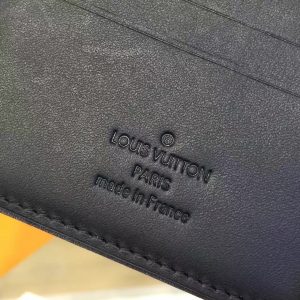 Louis Vuitton Wallet - Image 8