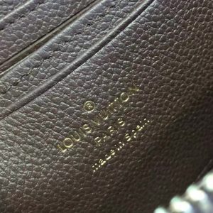 Louis Vuitton  ZIPPY - Image 8
