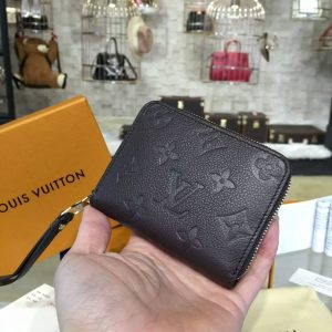 Louis Vuitton  ZIPPY - Image 10