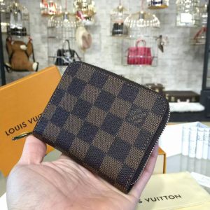 Louis Vuitton ZIPPY - Image 9