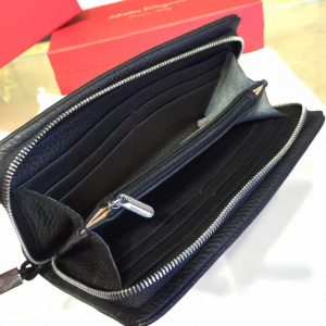 Salvatore Ferragamo  wallet - Image 9