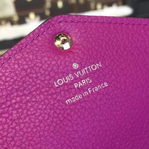 Louis  Vuitton  Wallet - Image 7