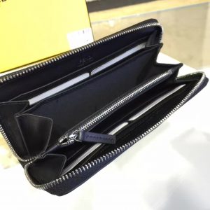 Fendi wallet - Image 9