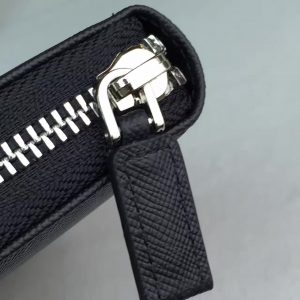 Prada Wallet - Image 5