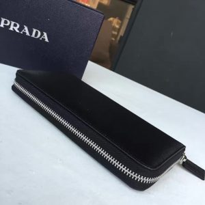 Prada Wallet - Image 6