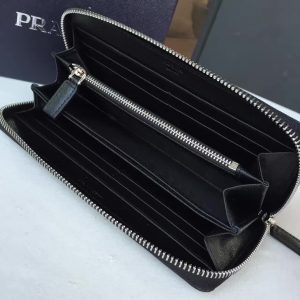 Prada Wallet - Image 7