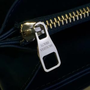 Louis Vuitton Wallet - Image 7