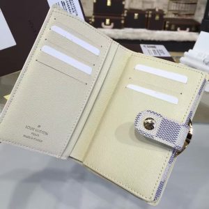 Louis Vuitton Wallet - Image 9