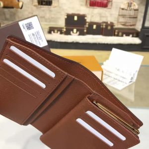 Louis Vuitton Wallet - Image 8