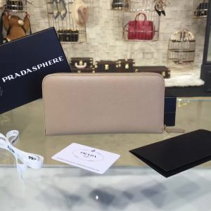 Prada  Wallet - Image 3