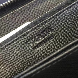 Prada Wallet - Image 7