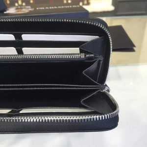 Prada Wallet - Image 7
