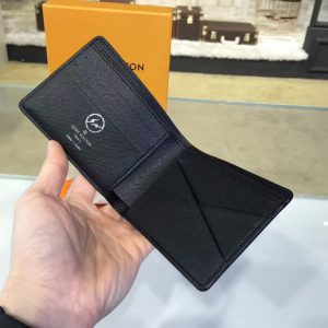 Louis Vuitton wallet - Image 9