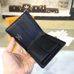 Louis Vuitton wallet - Image 9