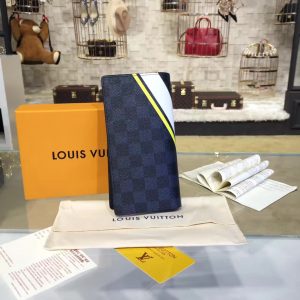 Louis Vuitton wallet - Image 3