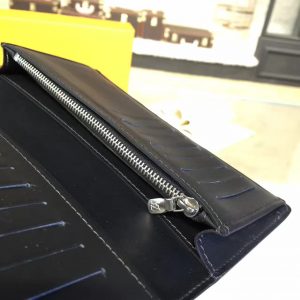 Louis Vuitton wallet - Image 8