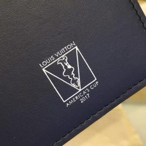 Louis Vuitton Wallet - Image 7