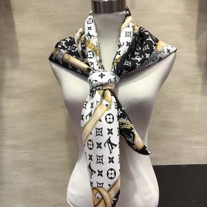 Louis Vuitton scarf - Image 4