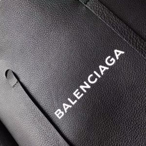 BALENCIAGA EVERYDAY TOTE - Image 7