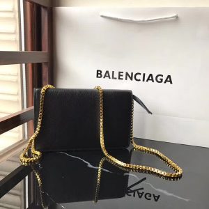 Balenciaga Chain bag - Image 9