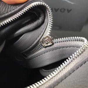 Balenciaga Camera bag - Image 4