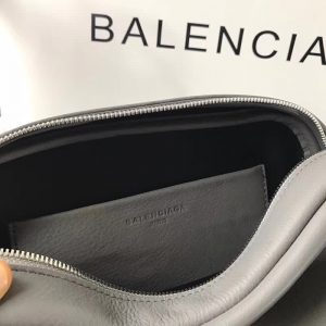 Balenciaga Camera bag - Image 3
