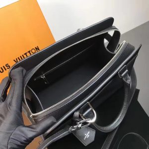 Louis Vuitton Vaneau MM - Image 8