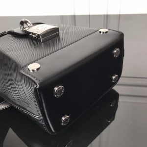 Louis Vuitton bento Box - Image 5