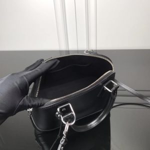 Louis Vuitton Alma BB - Image 8