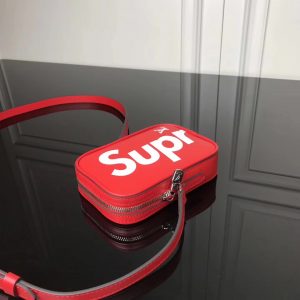 Louis Vuitton Supreme Shoulder Bag - Image 3