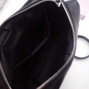YSL  Shoulder Bag - Image 5