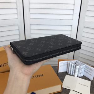 LOUIS VUITTON ZIPPY WALLET - Image 8