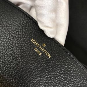 Louis Vuitton Blanche BB - Image 8