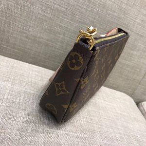 LOUIS VUITTON Mila Bag - Image 5