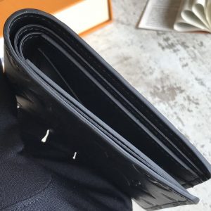 LOUIS VUITTON Wallet - Image 7