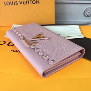 Louis Vuitton CAPUCINES Wallet - Image 4