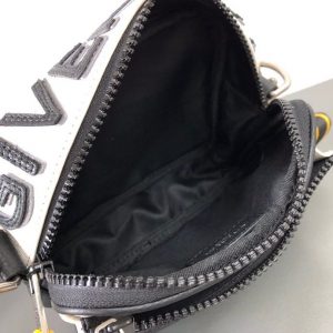 Givenchy Shoulder Bag - Image 7