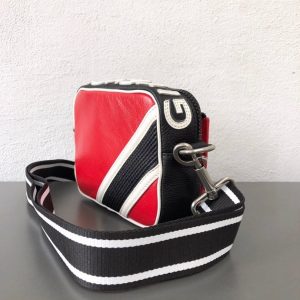 Givenchy Shoulder Bag - Image 3