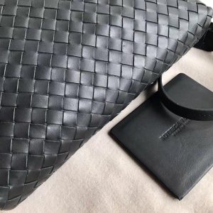 Bottega Veneta Shoulder Bag - Image 7