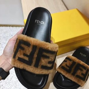 Fendi Slippers - Image 5