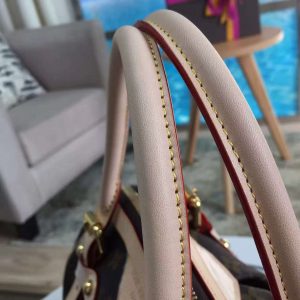 Louis Vuitton Tivoli - Image 6