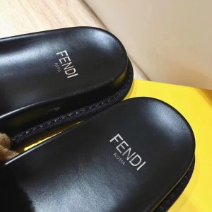 Fendi Slippers - Image 4